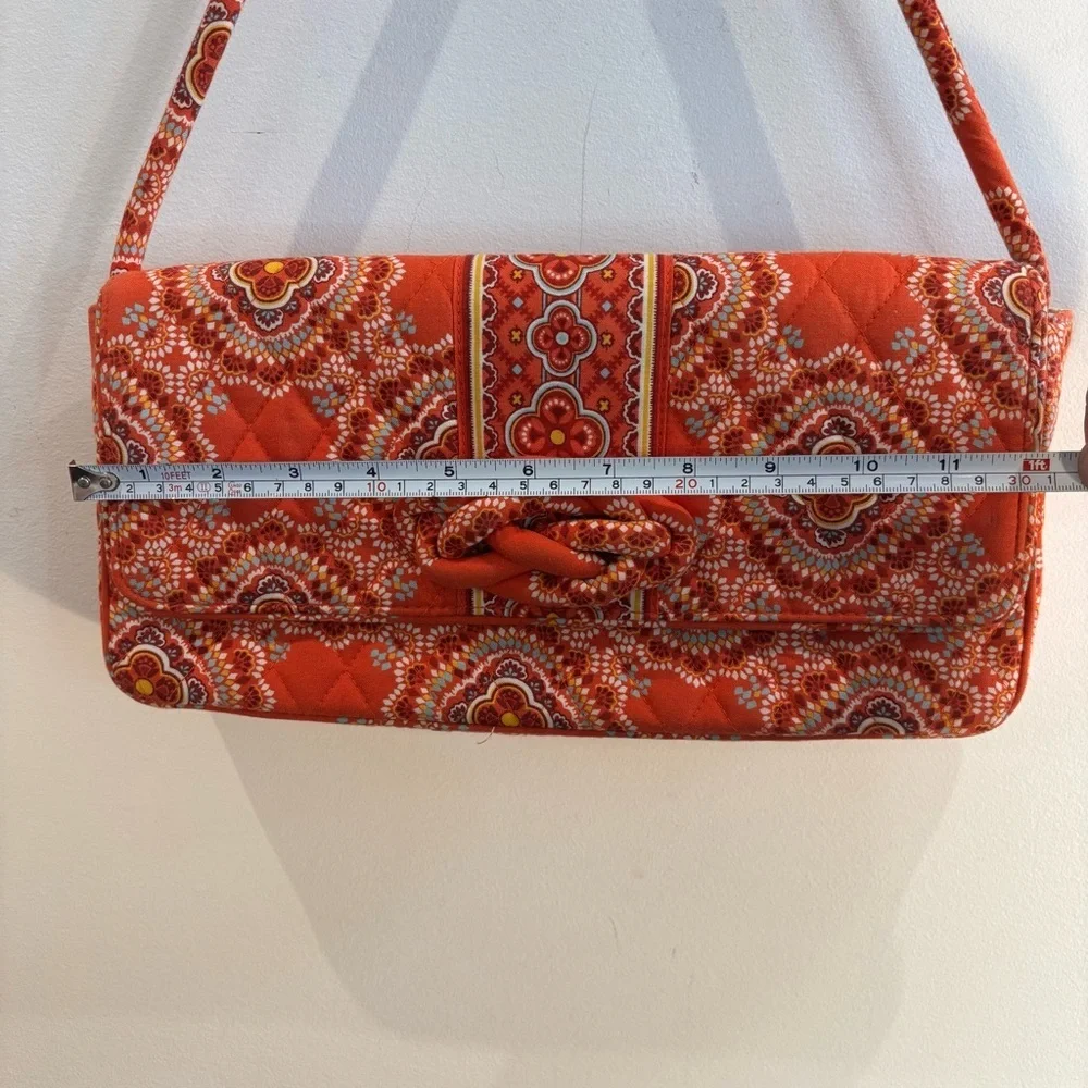 VERA BRADLEY Baguette Shoulder Bag Paisley Print Front Knot Snap Closure Quilted - Picture 12 of 16